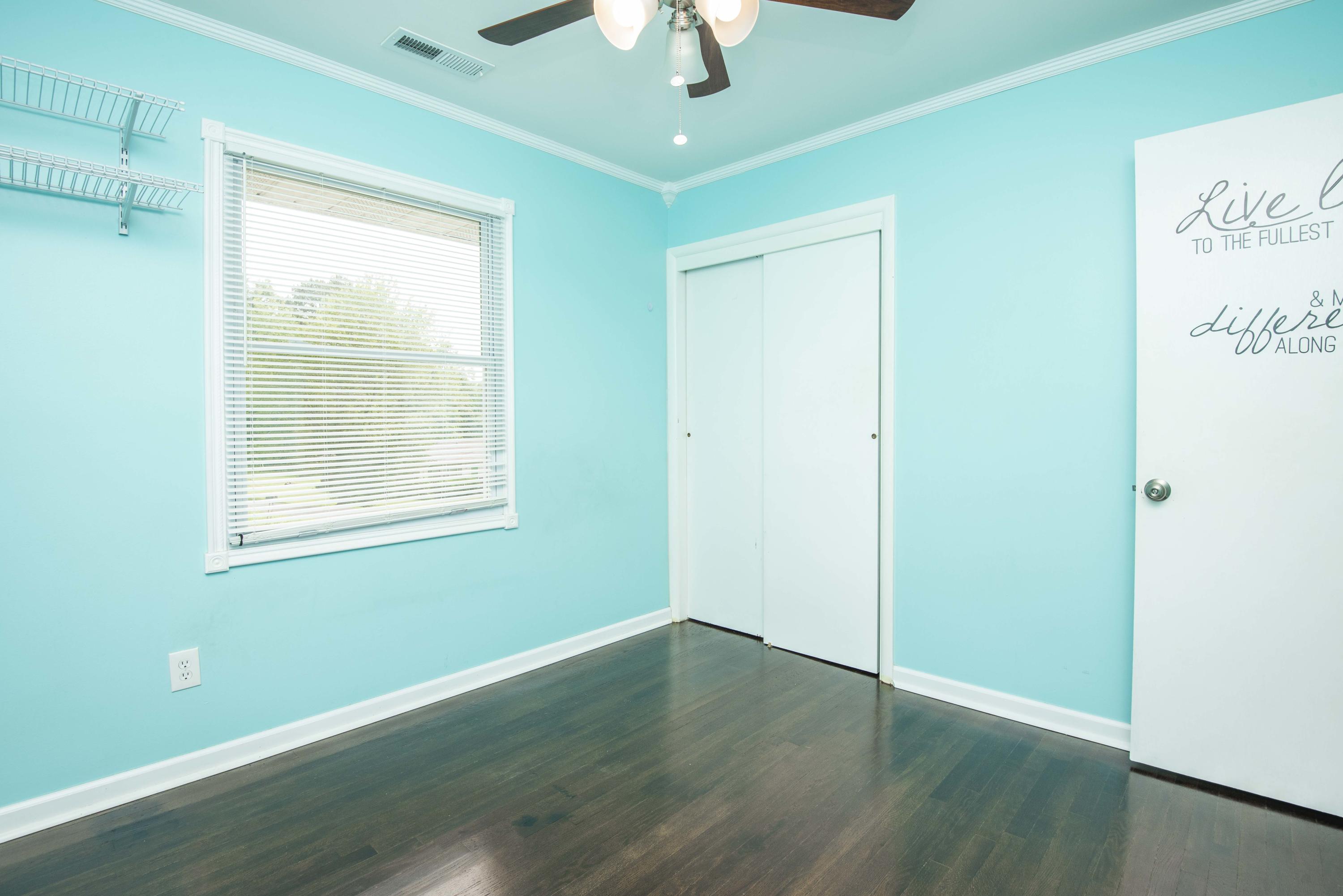 102 Lawrence Lane Oak Ridge, TN 37830 - Photo 25 of 32 bed_1