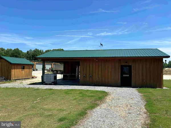$5,900,000 | 125 (tract: Cherry Island), Williamston, NC 27892