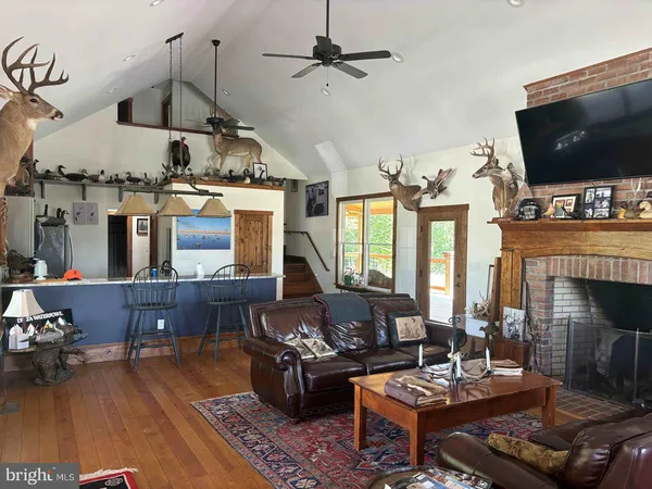 $5,900,000 | 125 (tract: Cherry Island), Williamston, NC 27892