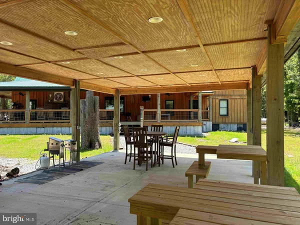 $5,900,000 | 125 (tract: Cherry Island), Williamston, NC 27892