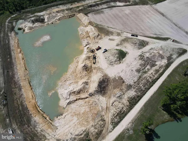 $5,900,000 | 125 (tract: Cherry Island), Williamston, NC 27892