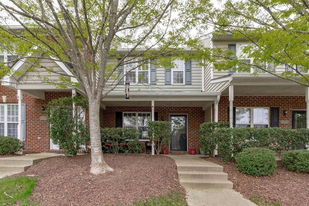9243 Grassington Way Raleigh, NC 27615 - Photo 1 of 32 Photo 1