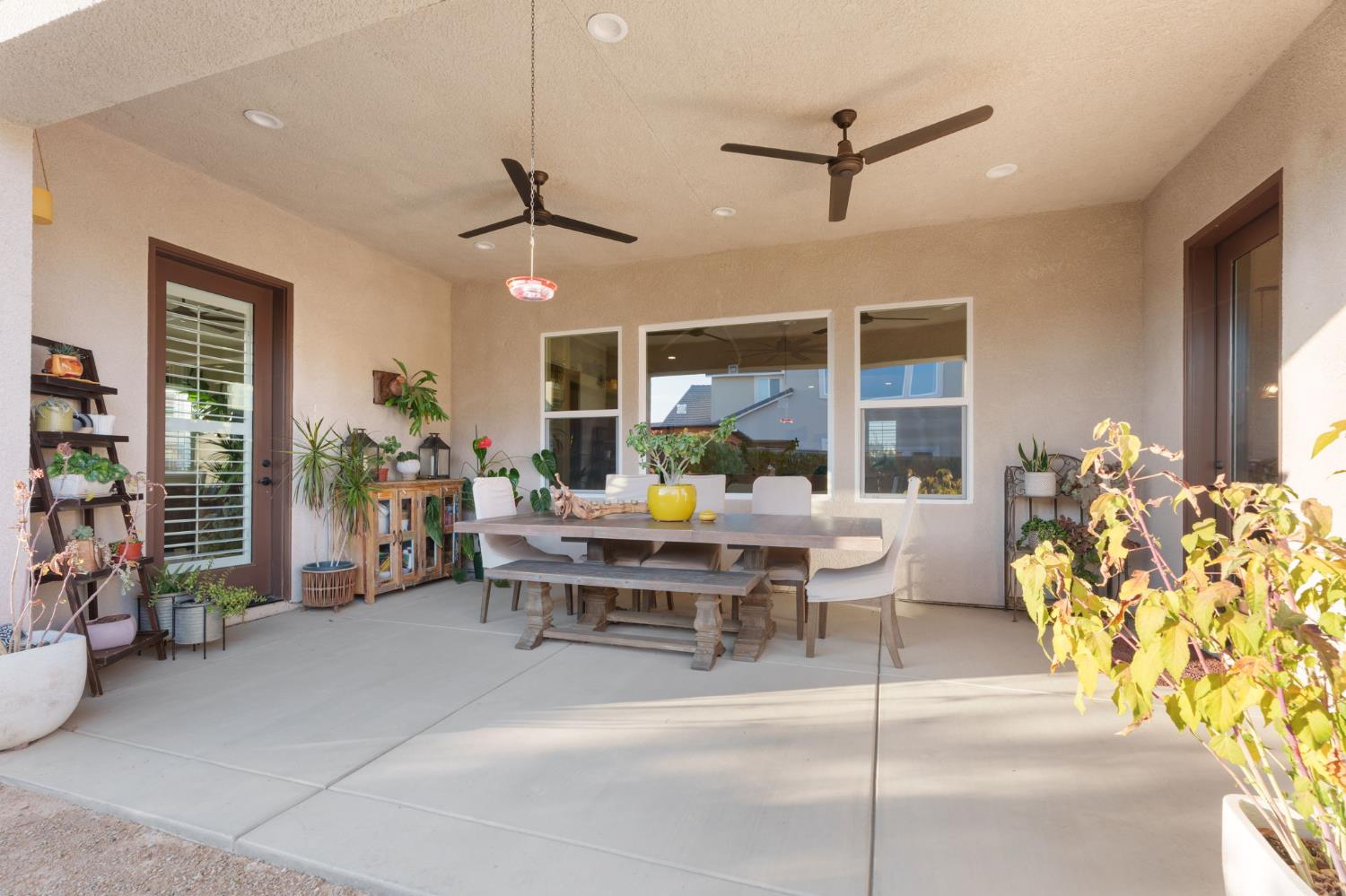 822 Overstone Avenue Madera, CA 93636 - Photo 39 of 54