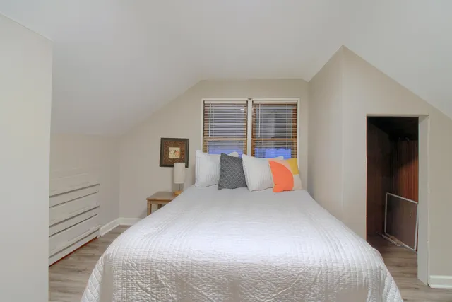 $159,900 | 24056 Lehigh Street, Dearborn Heights, MI 48125