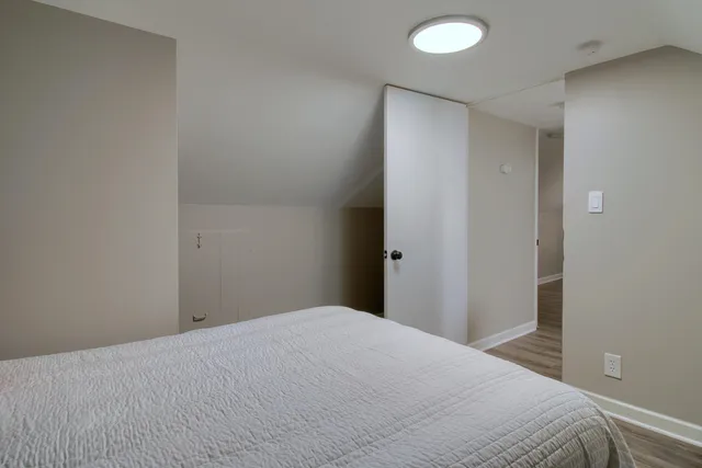 $159,900 | 24056 Lehigh Street, Dearborn Heights, MI 48125