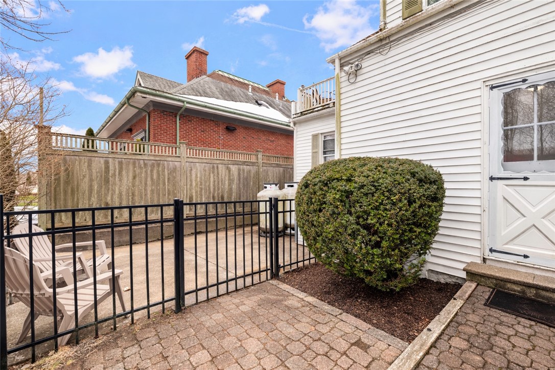 4 Rego Road Middletown, RI 02842 - Photo 17 of 19