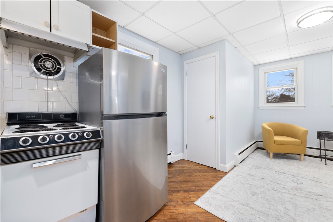 4 Rego Road Middletown, RI 02842 - Photo 8 of 19