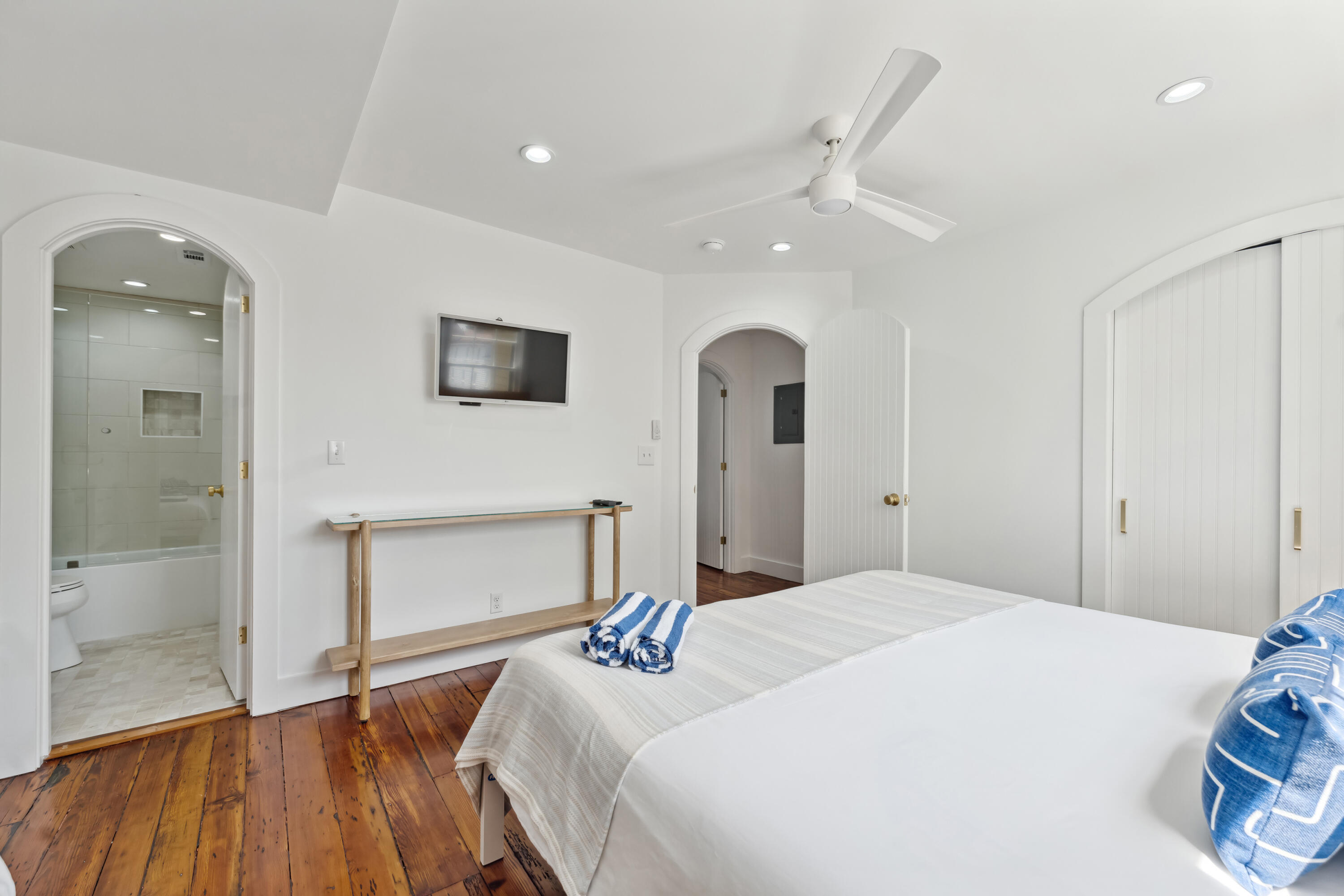 67 Spring Street, Unit A Charleston, SC 29403 - Photo 20 of 33 67SpringSt-KeenEyeMarketing-026