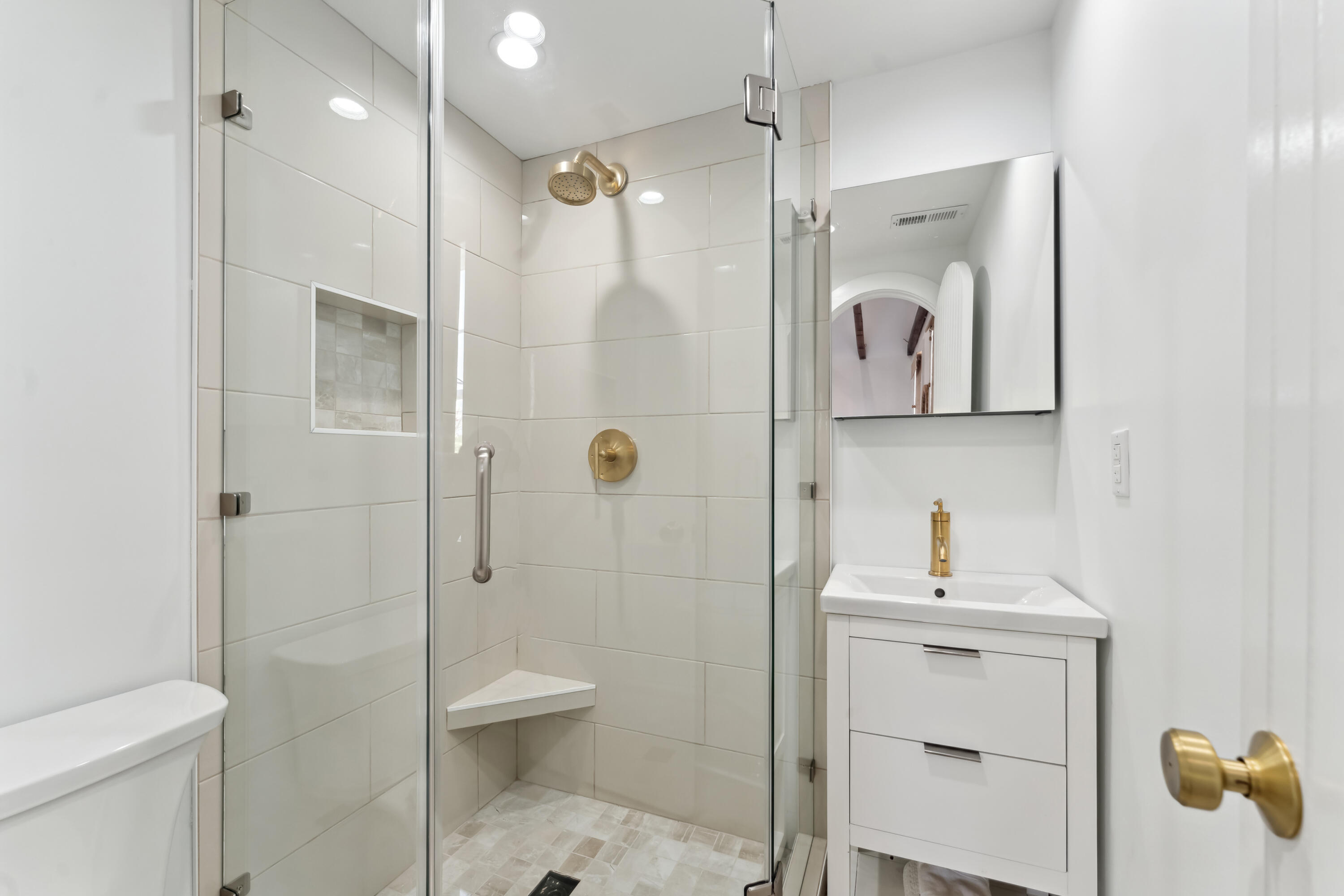 67 Spring Street, Unit A Charleston, SC 29403 - Photo 26 of 33 67SpringSt-KeenEyeMarketing-033