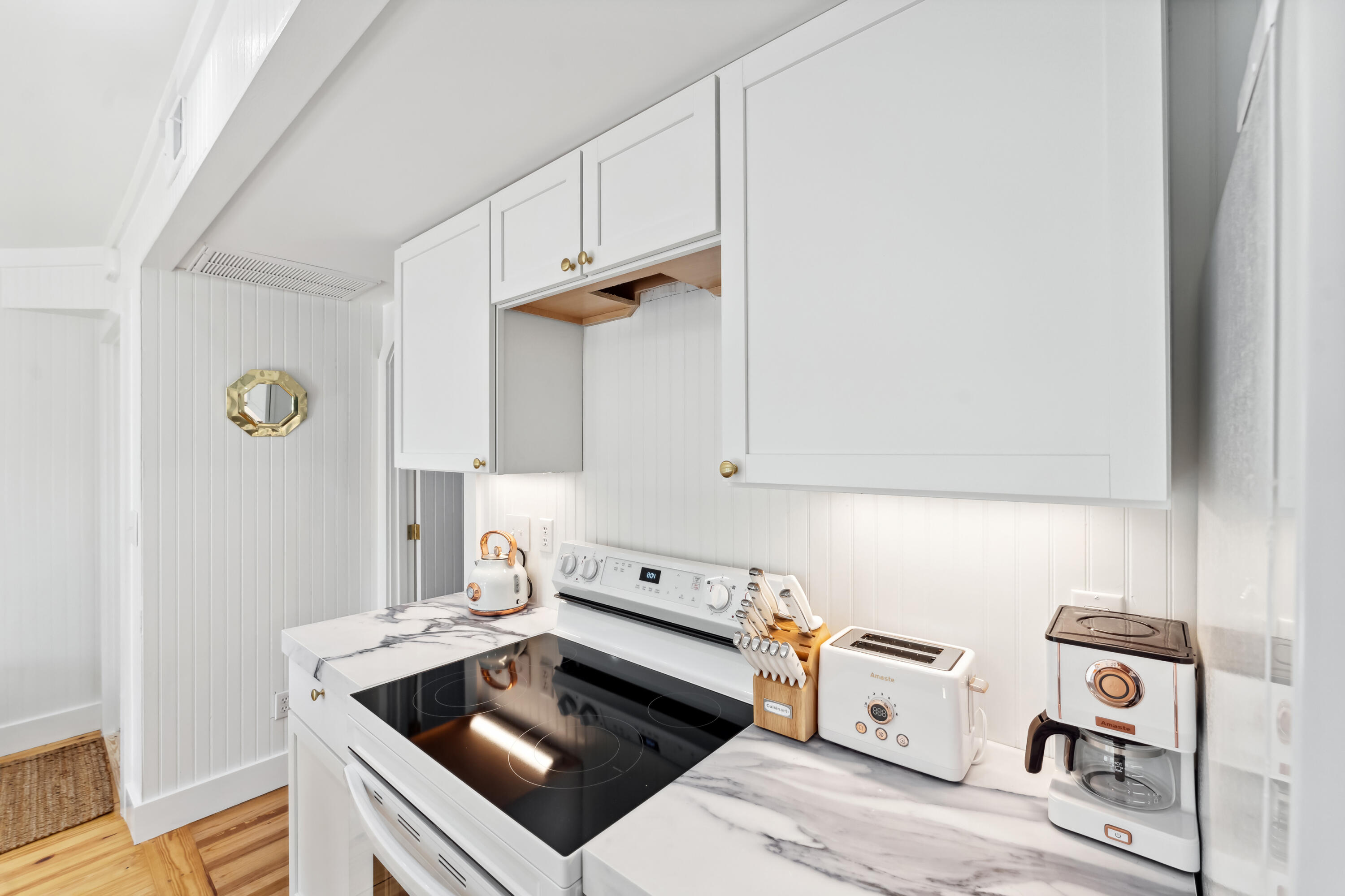 67 Spring Street, Unit A Charleston, SC 29403 - Photo 7 of 33 67SpringSt-KeenEyeMarketing-008