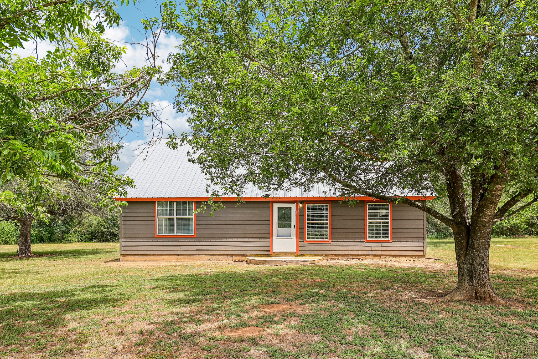 122 Dodd Preston Road Elgin, TX 78621 - Photo 1 of 37