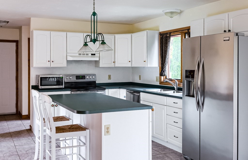 43 Hale Road Hubbardston, MA 01452 - Photo 8 of 41 Gallery Image 8