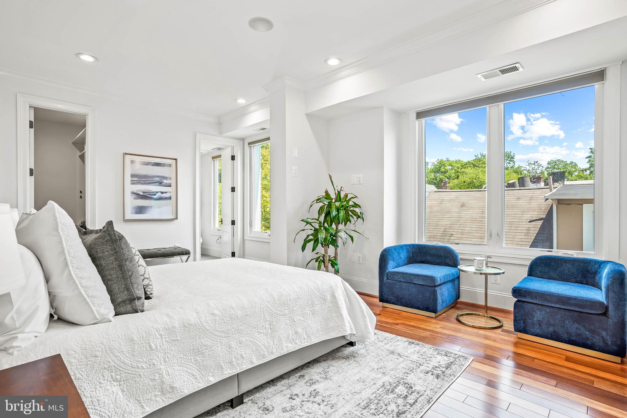 4415 P Street Northwest Washington, DC 20007 - Photo 25 of 61 Second bedroom