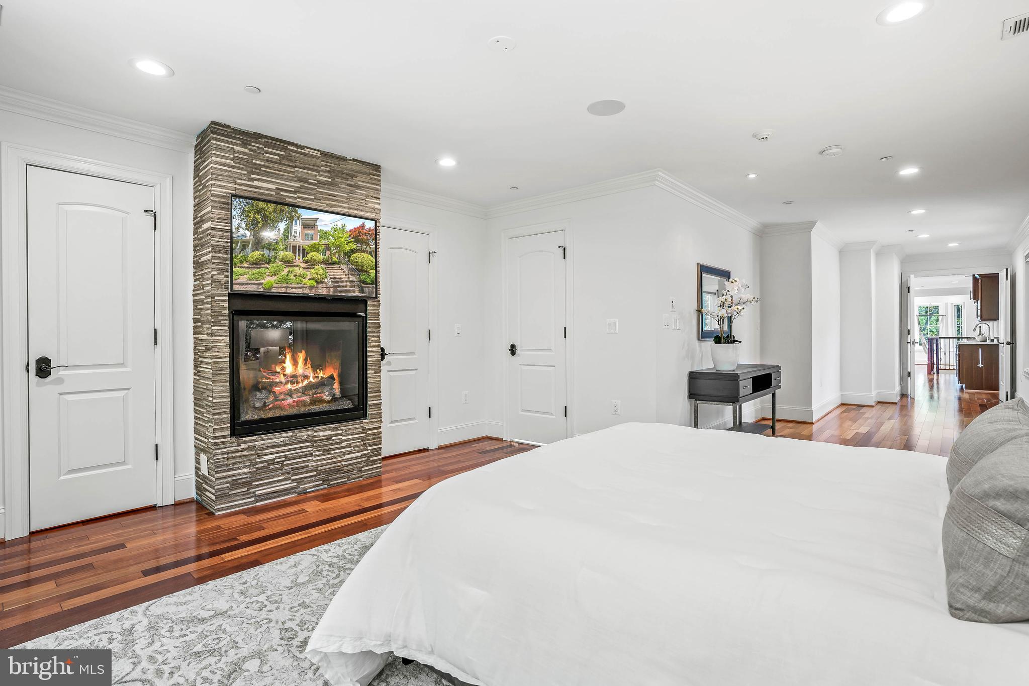 4415 P Street Northwest Washington, DC 20007 - Photo 34 of 61 Owner's suite