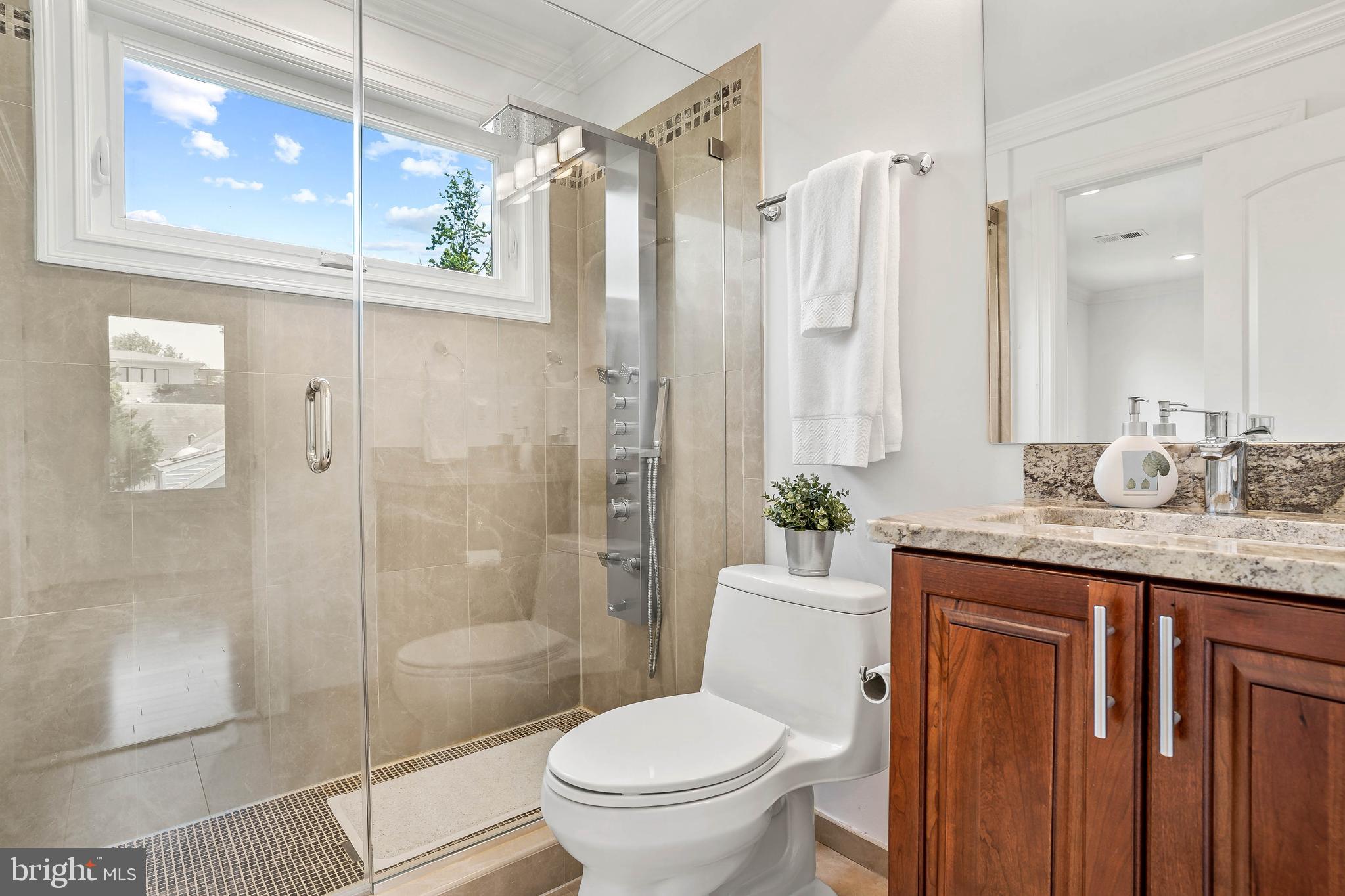 4415 P Street Northwest Washington, DC 20007 - Photo 43 of 61 Fifth bathroom