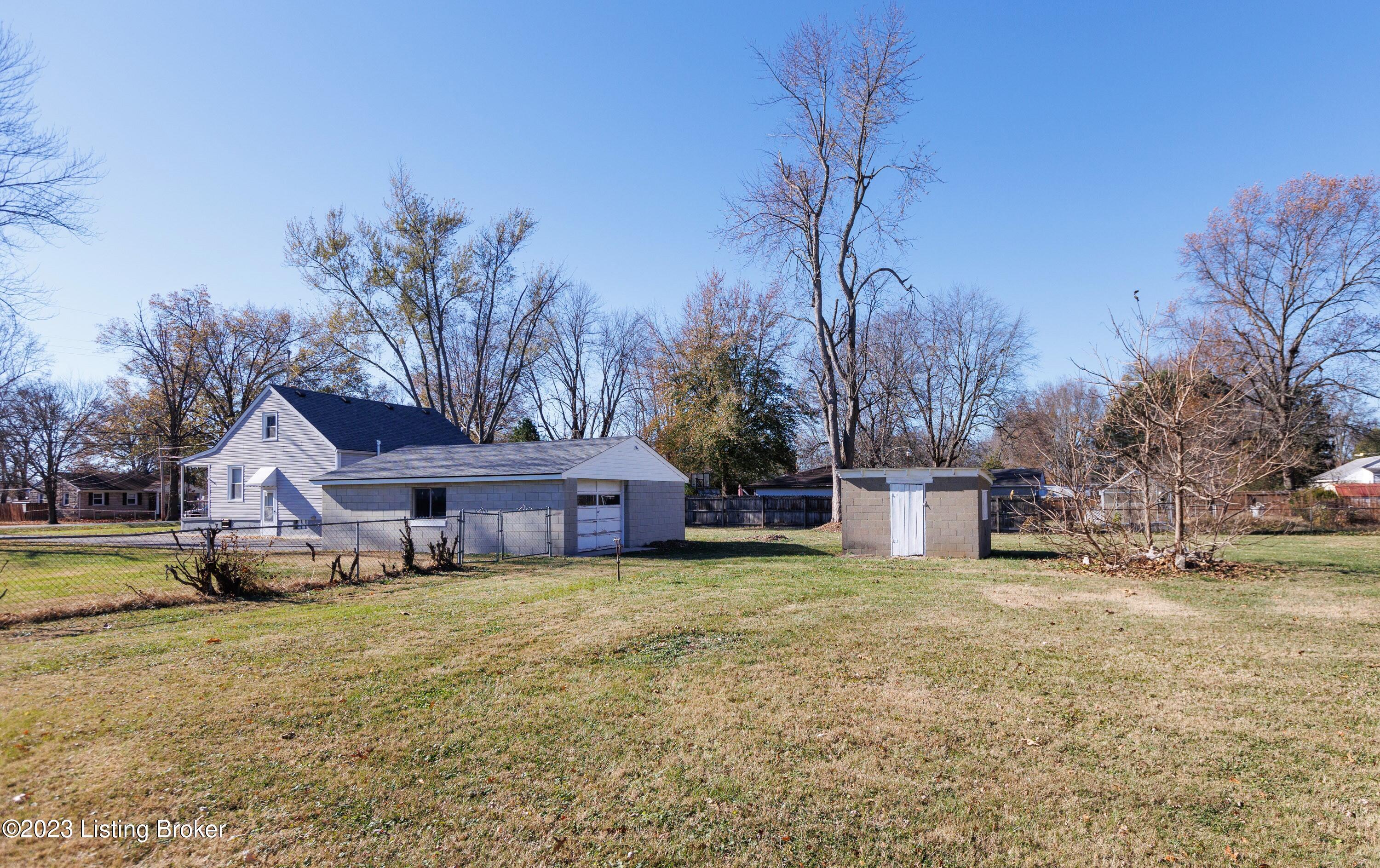 4515 Dover Road Louisville, KY 40216 - Photo 38 of 39 038
