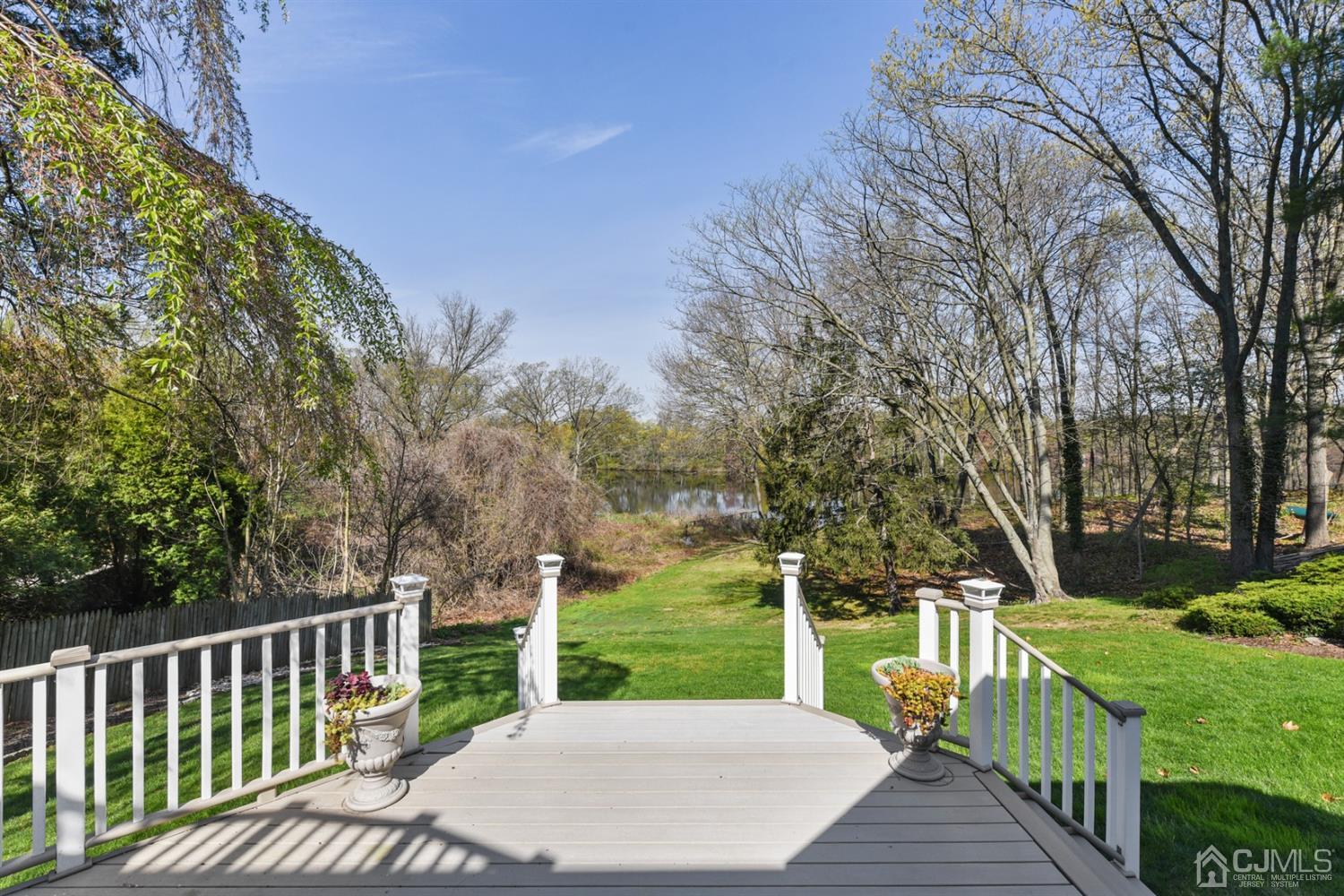 27 Agate Road East Brunswick, NJ 08816 - Photo 27 of 31 a view of a house with backyard and porch