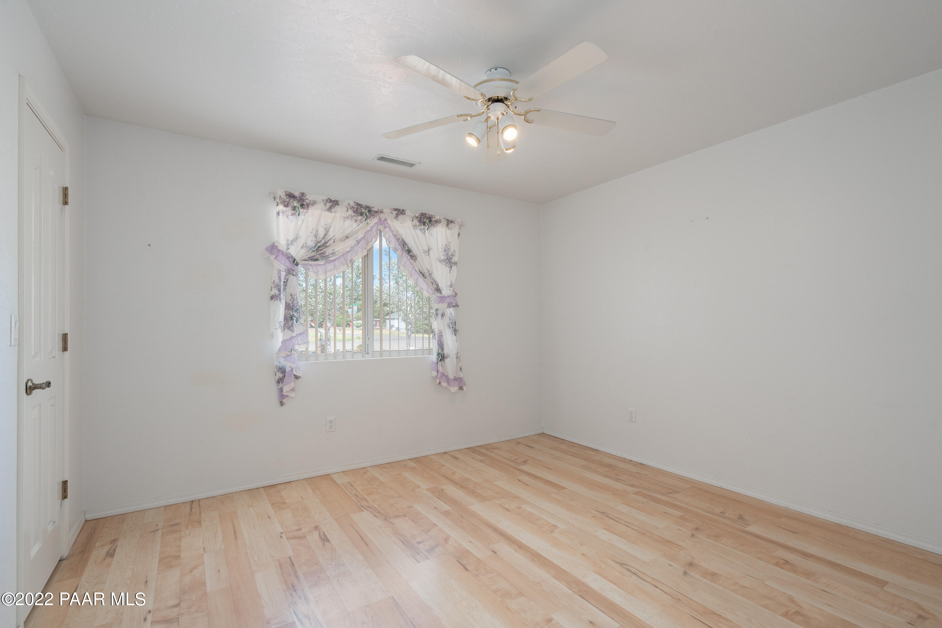 17575 East Trails End Road Mayer, AZ 86333 - Photo 18 of 35 DSC00488a