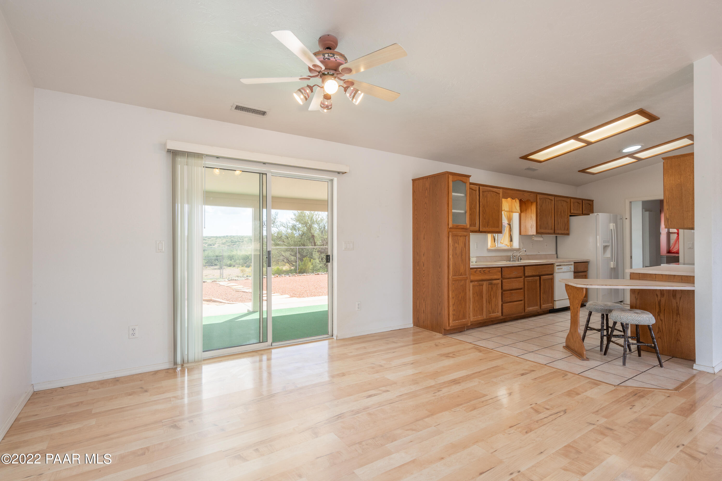 17575 East Trails End Road Mayer, AZ 86333 - Photo 7 of 35 DSC00476a