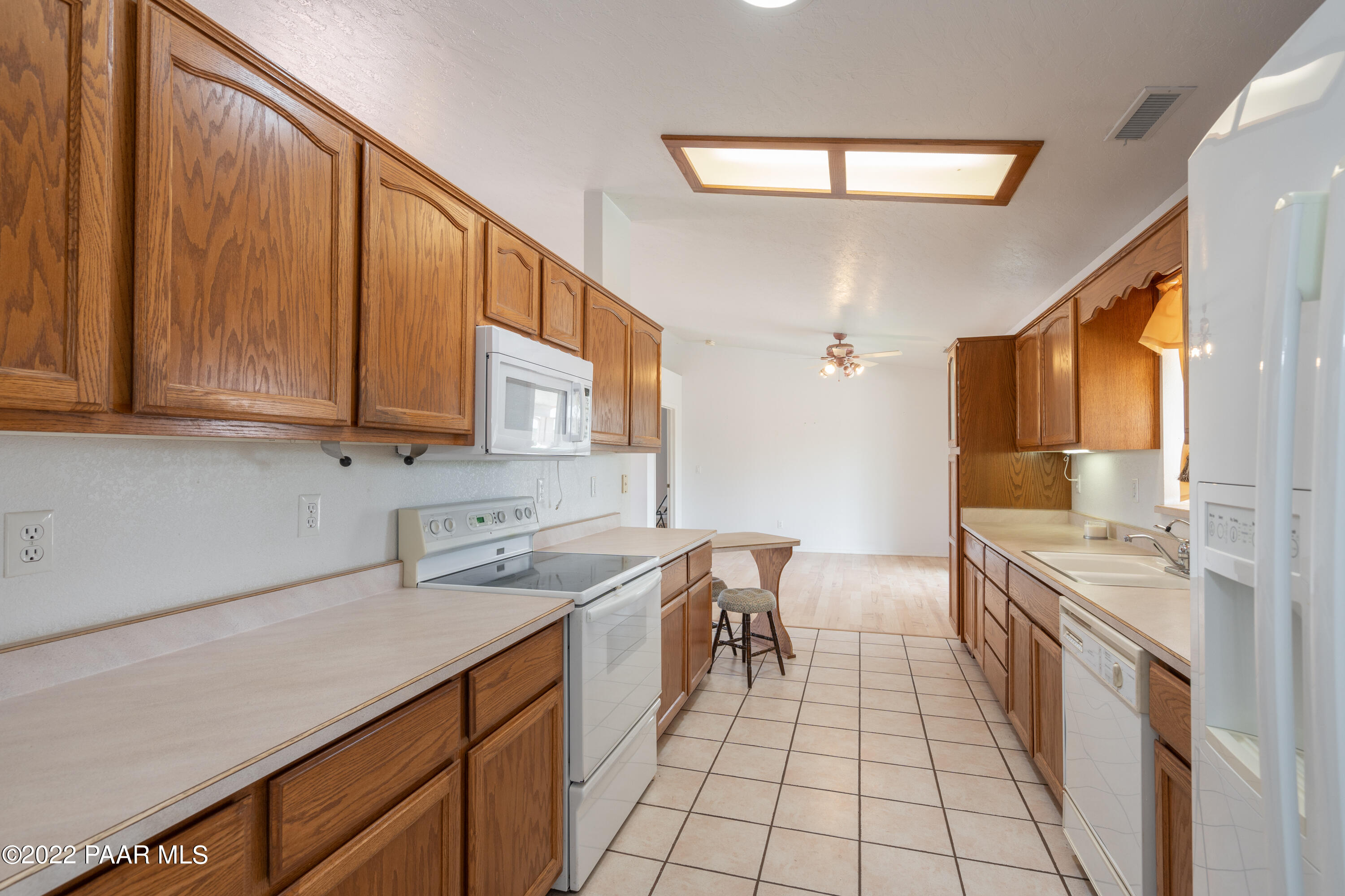 17575 East Trails End Road Mayer, AZ 86333 - Photo 10 of 35 DSC00479