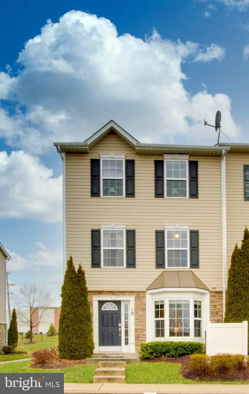 6488 Cornwall Drive, Unit 18 Eldersburg, MD 21784 - Photo 2 of 33