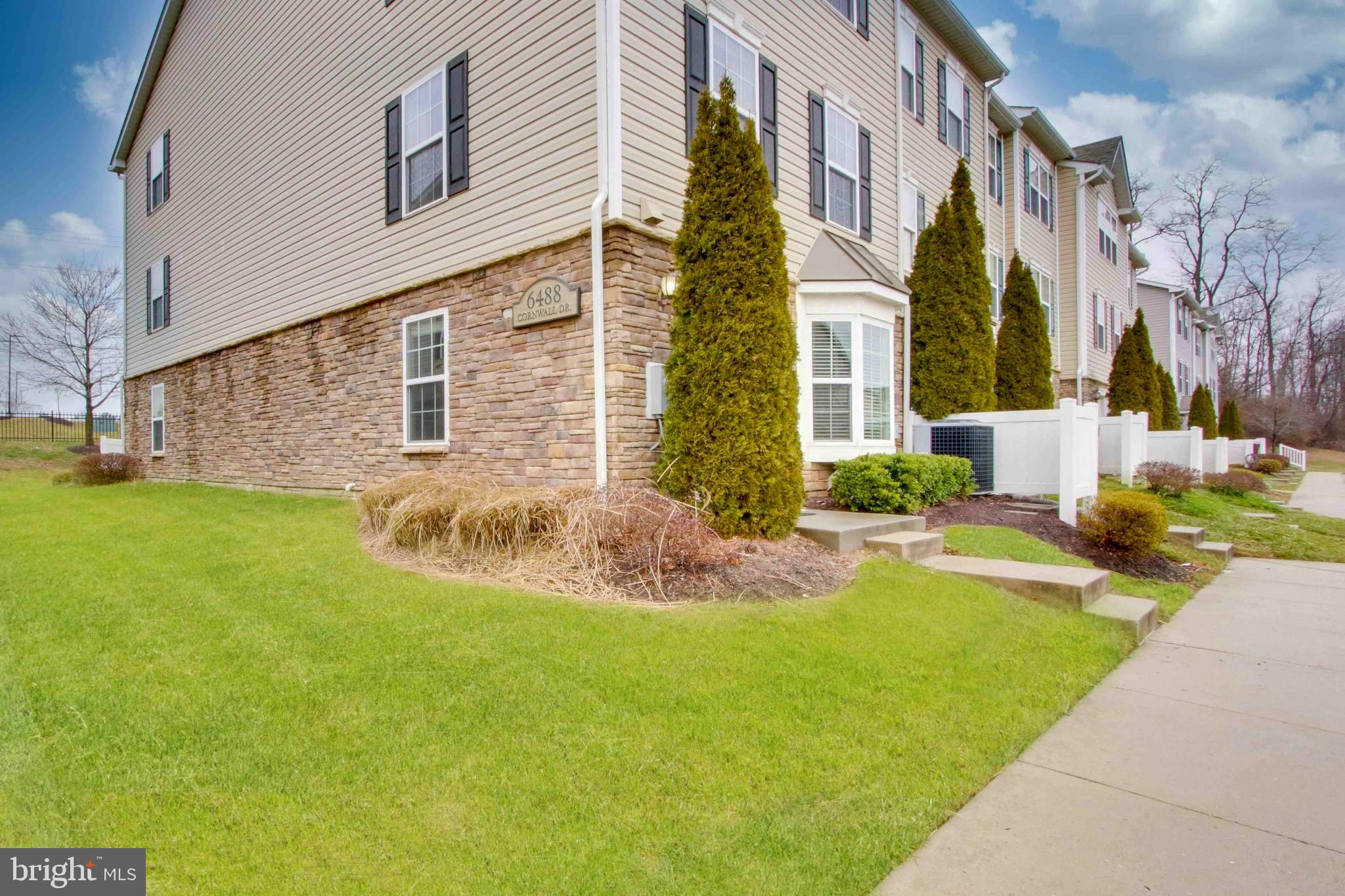 6488 Cornwall Drive, Unit 18 Eldersburg, MD 21784 - Photo 4 of 33