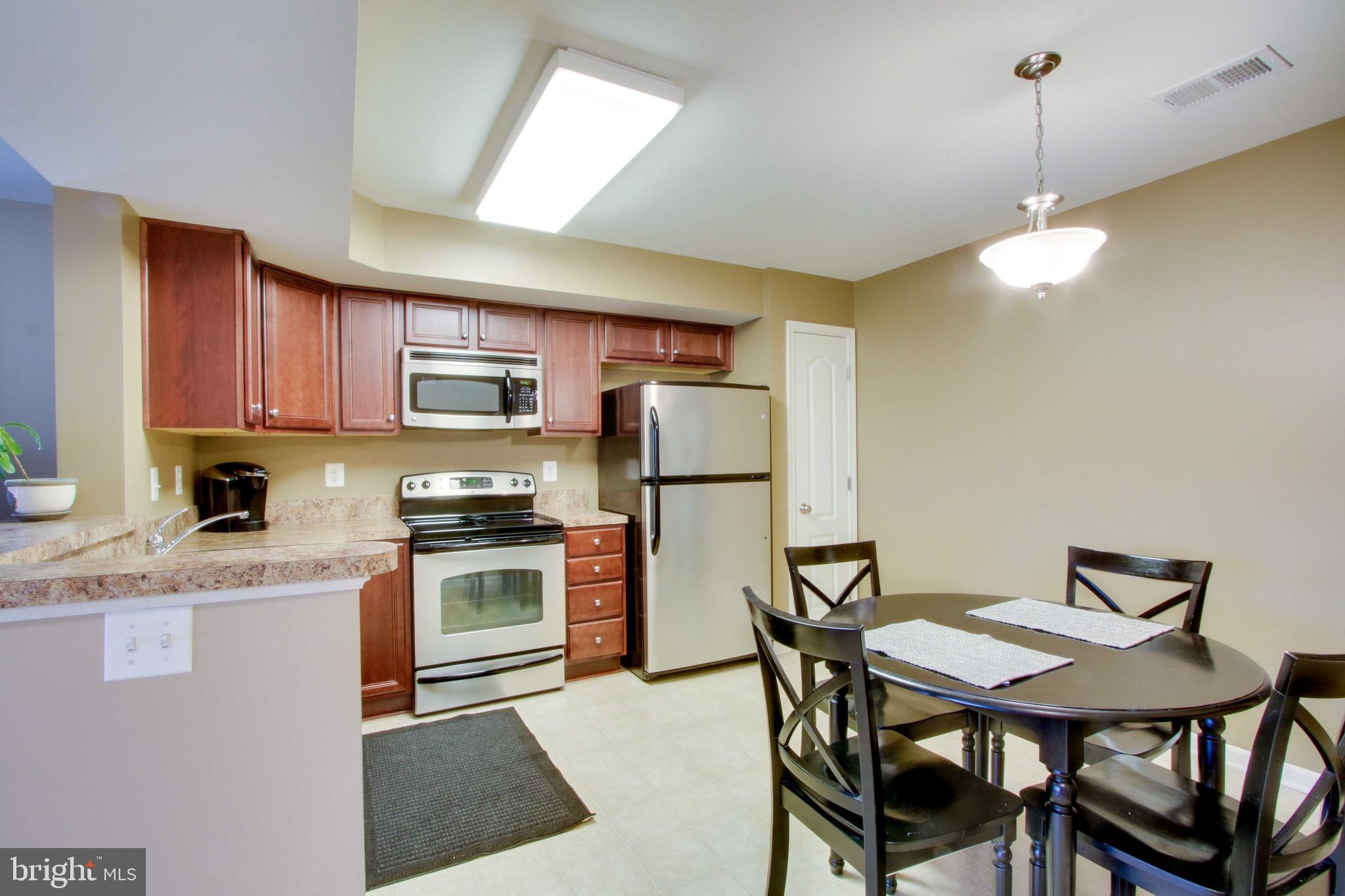 6488 Cornwall Drive, Unit 18 Eldersburg, MD 21784 - Photo 8 of 33