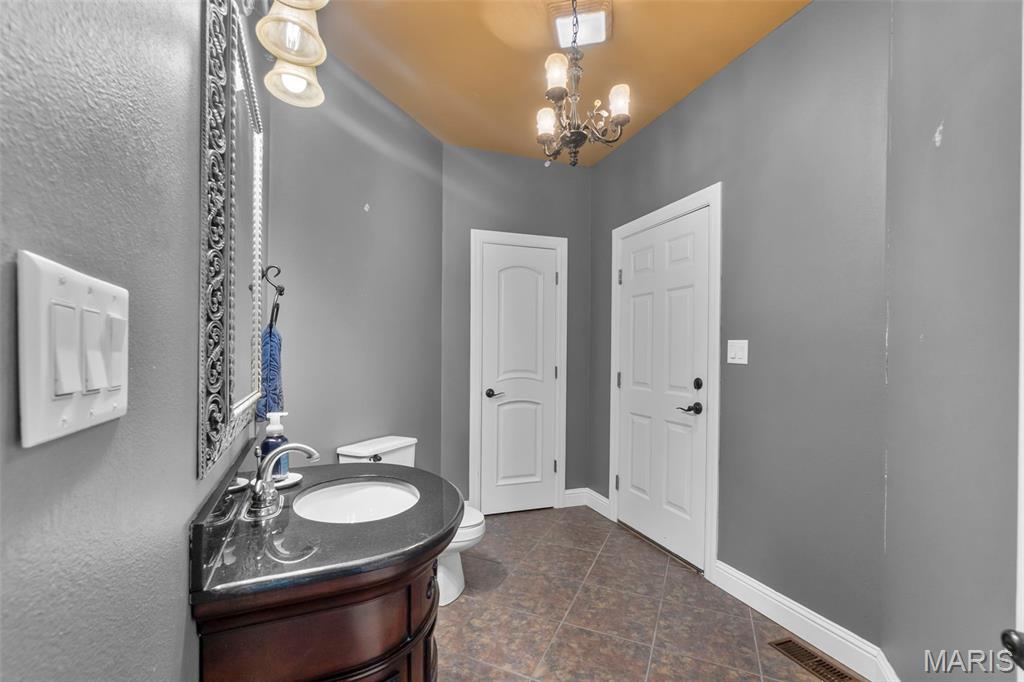 157 End Zone Road Jackson, MO 63755 - Photo 15 of 39