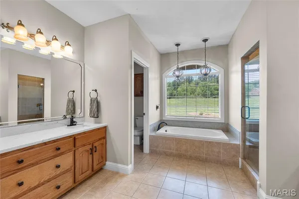 $759,000 | 157 End Zone Road, Jackson, MO 63755