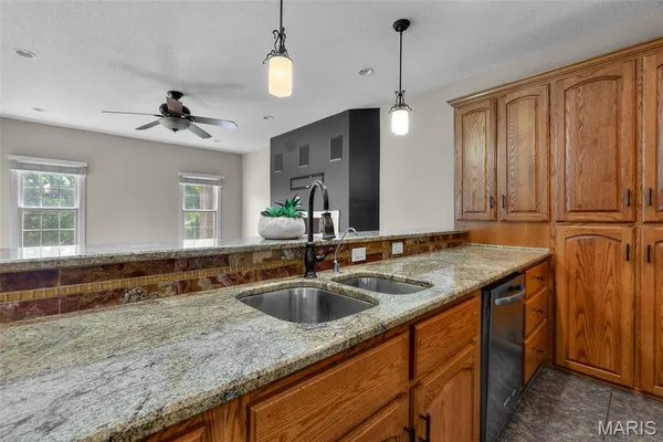 $759,000 | 157 End Zone Road, Jackson, MO 63755