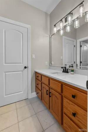 $759,000 | 157 End Zone Road, Jackson, MO 63755