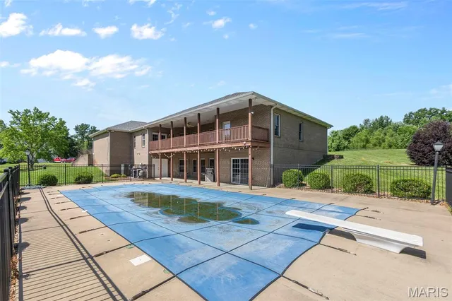 $789,000 | 157 End Zone Road, Jackson, MO 63755