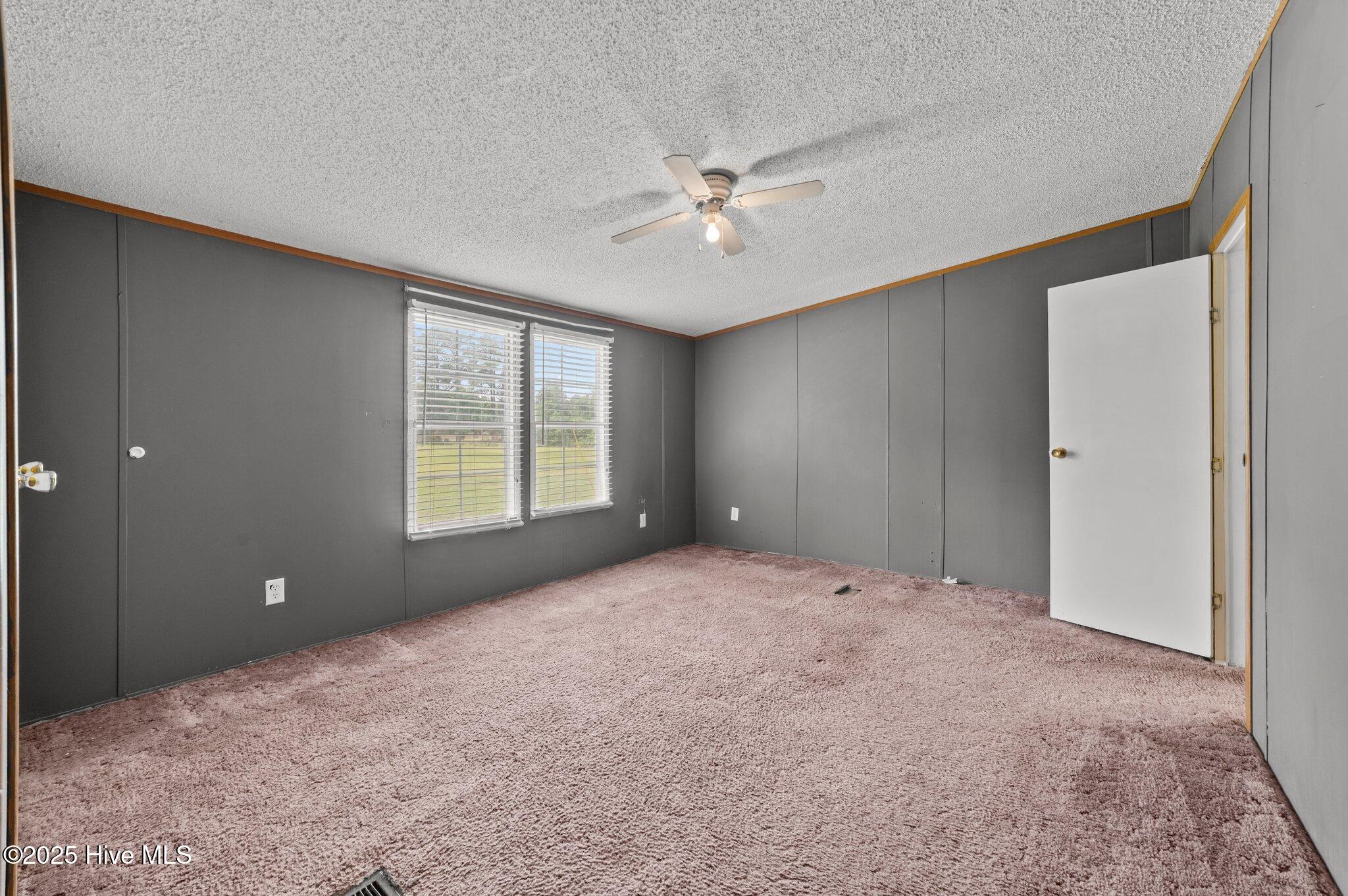 86 Mel Lane Washington, NC 27889 - Photo 16 of 44 23-web-or-mls-LHV_6511