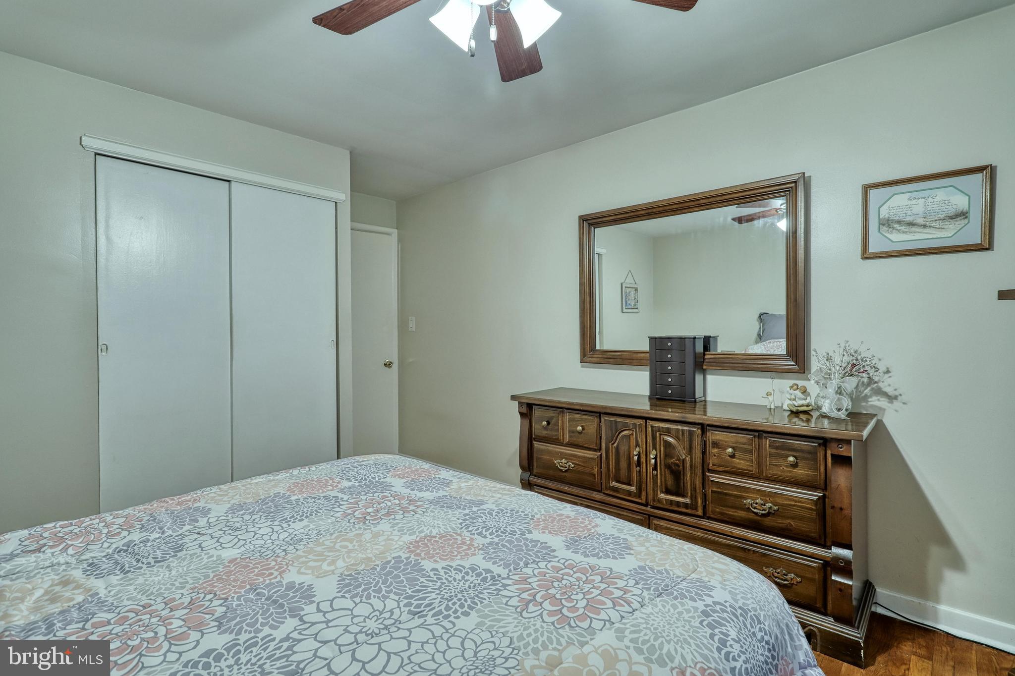 2437 Cambridge Road York, PA 17402 - Photo 23 of 33 Gallery Image 23