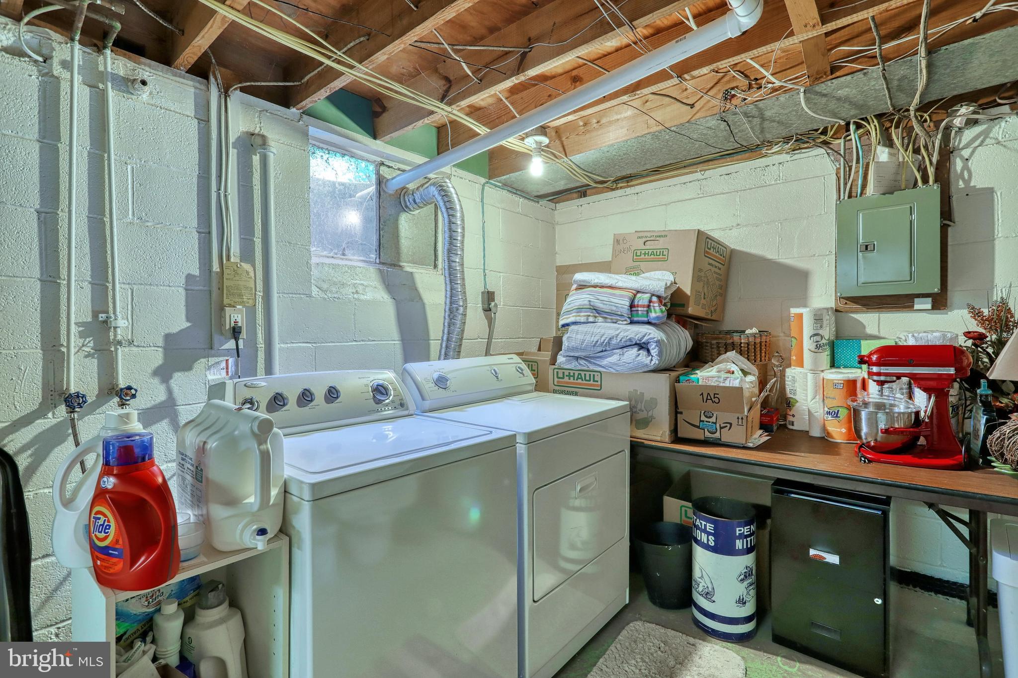 2437 Cambridge Road York, PA 17402 - Photo 33 of 33 Gallery Image 33