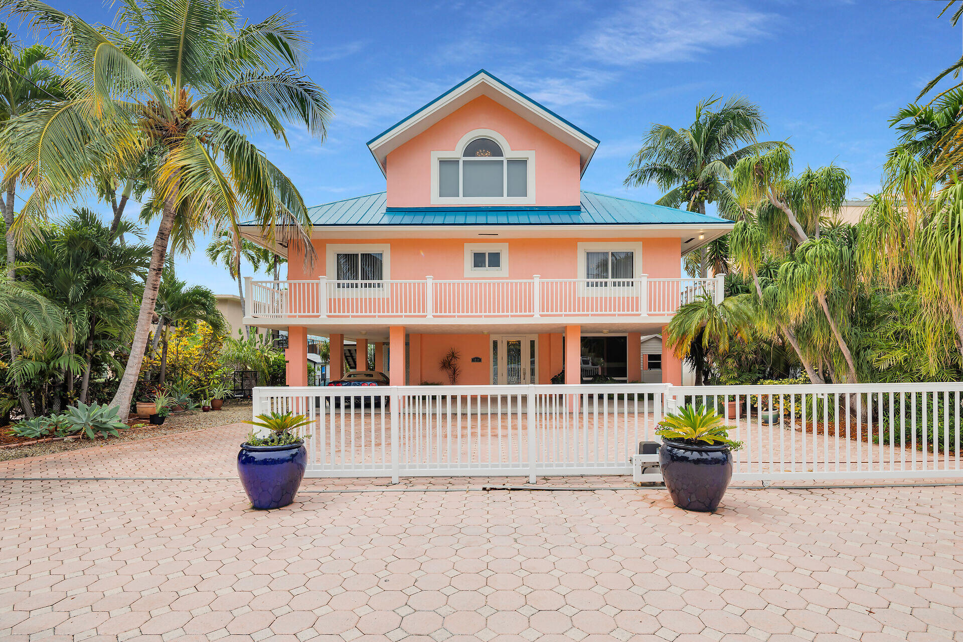 1218 Mockingbird Road Key Largo, FL 33037 - Photo 1 of 62 1