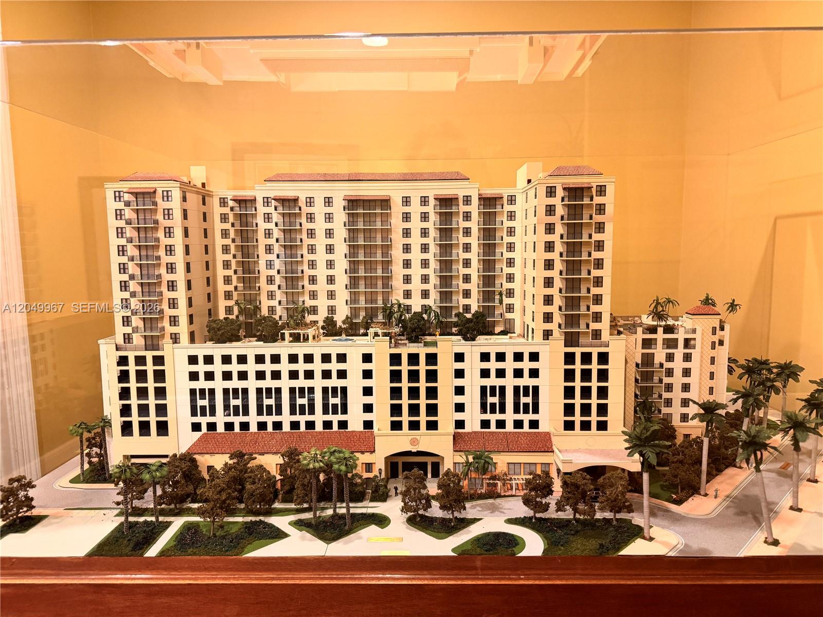 888 Douglas Road, Unit 810 Coral Gables, FL 33134 - Photo 2 of 15