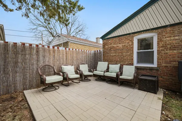 $259,900 | 3504 West 107th Street, Chicago, IL 60655