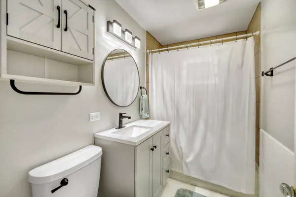 $259,900 | 3504 West 107th Street, Chicago, IL 60655