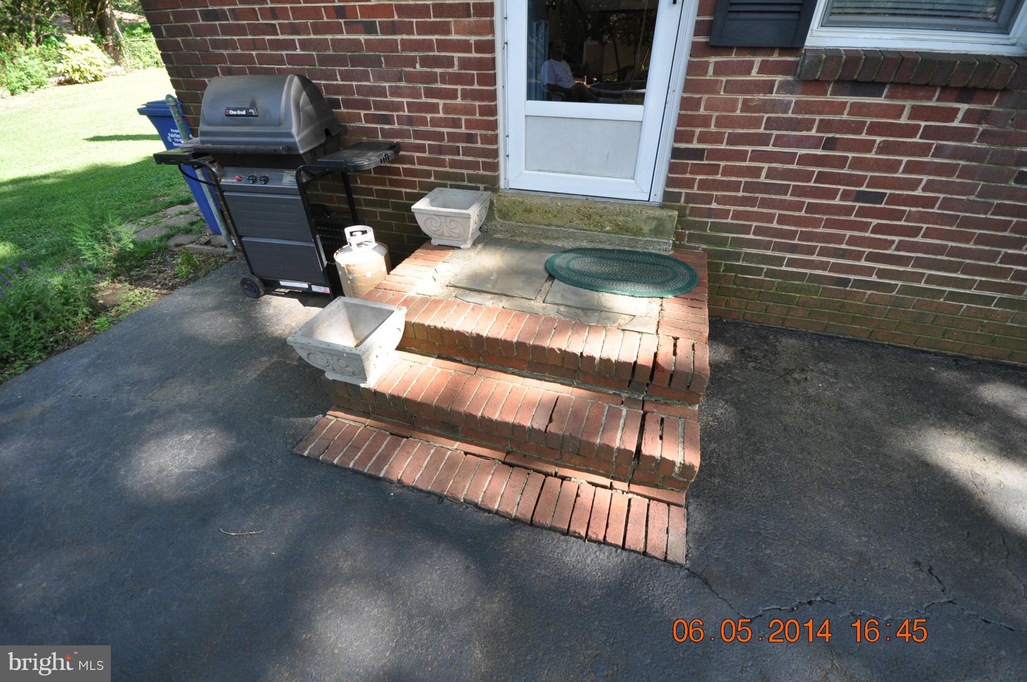 5905 Brookland Road Alexandria, VA 22310 - Photo 5 of 24