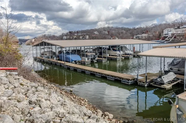 $275,000 | 166 Oak Harbor Drive, Unit 4C, Camdenton, MO 65020