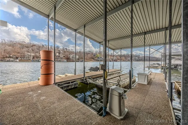 $279,000 | 166 Oak Harbor Drive, Unit 4C, Camdenton, MO 65020