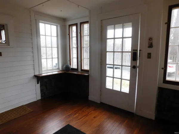 $255,000 | 3006 West Jackson Street, Muncie, IN 47304