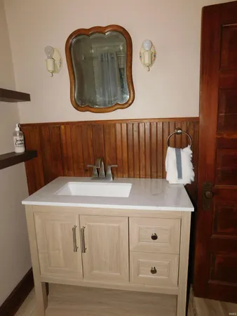 $255,000 | 3006 West Jackson Street, Muncie, IN 47304