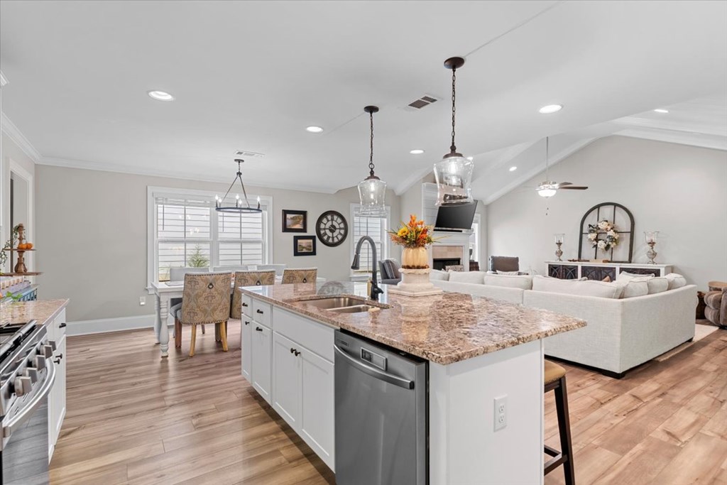 254 Paxton Loop Dothan, AL 36301 - Photo 9 of 42 Gallery Image 9