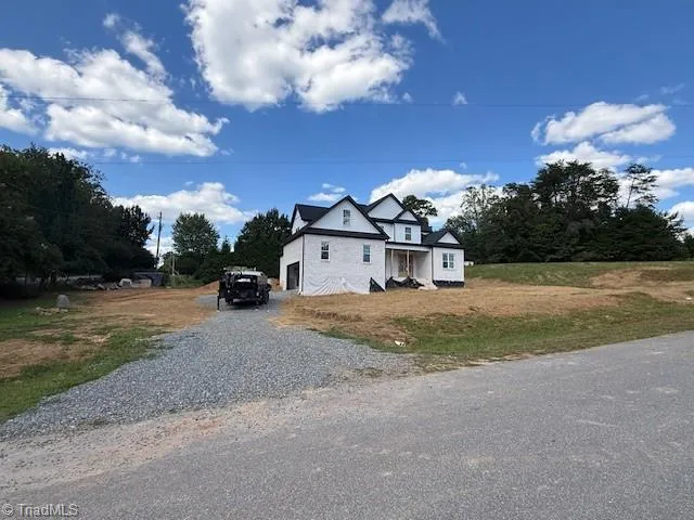 $849,900 | 6998 Colleen Court, Summerfield, NC 27358