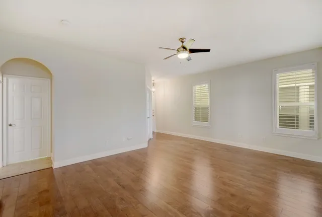 $3,950 | 1821 Village Oak Court, Austin, TX 78704