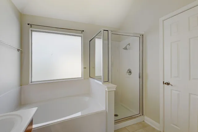 $4,100 | 1821 Village Oak Court, Austin, TX 78704