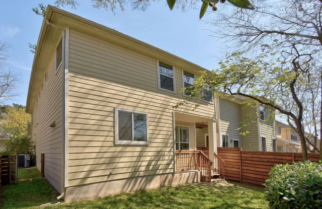 $3,950 | 1821 Village Oak Court, Austin, TX 78704