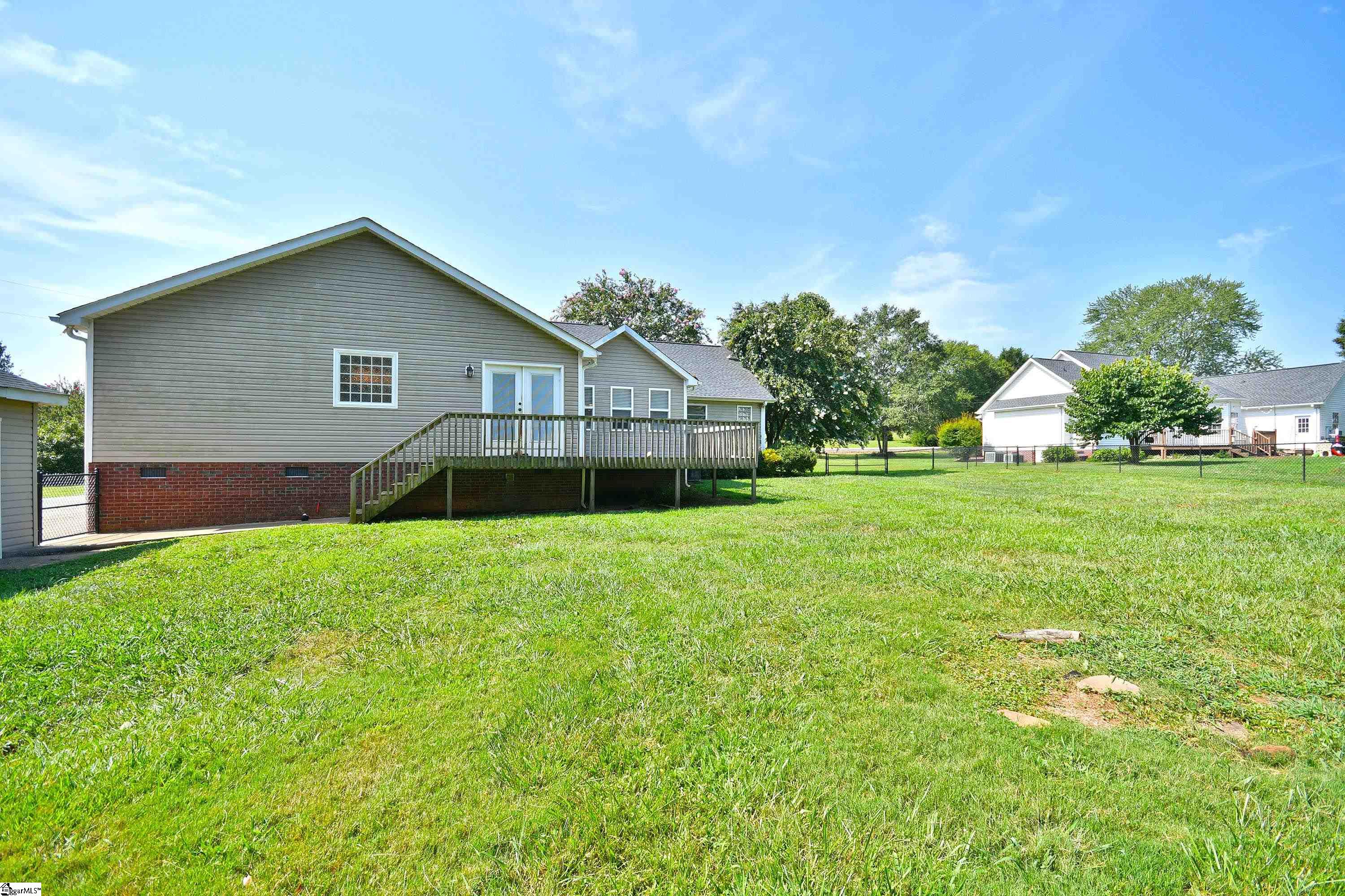 512 Slickum Road Easley, SC 29640 - Photo 5 of 35 Gallery Image 5